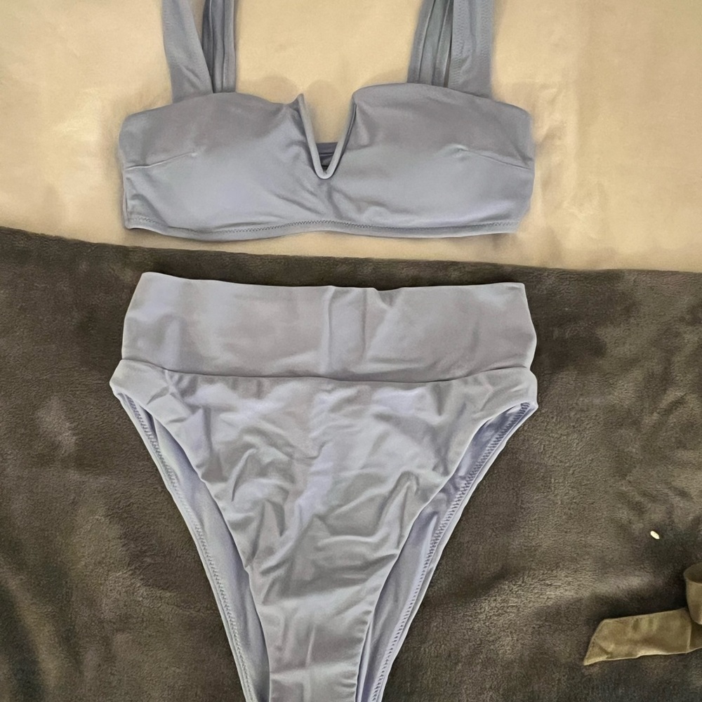Aerie bikini set in powder blue